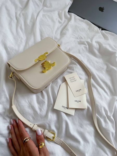 Celine Teen Triomphe Bag in Shiny Calfskin MILK PREMIUM [оригінальна коробка] pr0011 фото