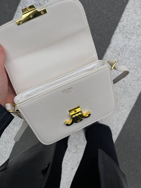 Celine Teen Triomphe Bag in Shiny Calfskin MILK PREMIUM [оригінальна коробка] pr0011 фото