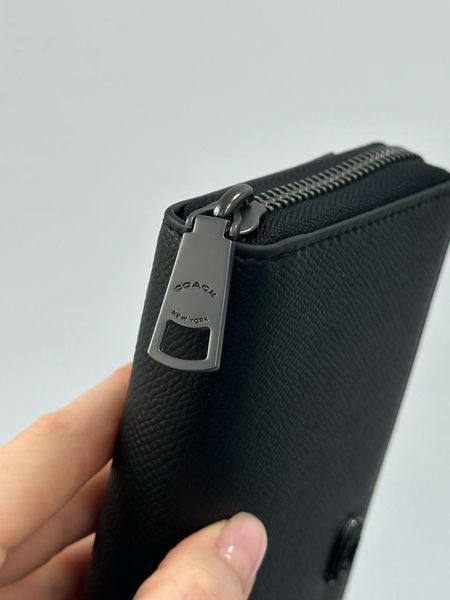 Coach Essential Slim Accordion Zip Wallet &mdash; чорний шкіряний гаманець 8819612 фото