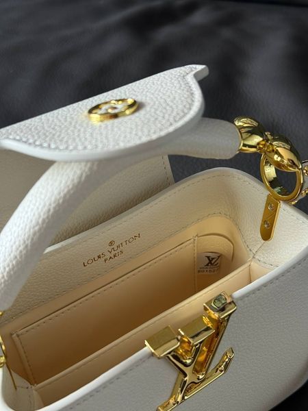 Louis Vuitton Capucines BB Milk/Gold Коробка магніт lv1034 фото