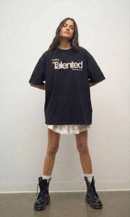 Oversize футболка з трендовим принтом  2608 фото