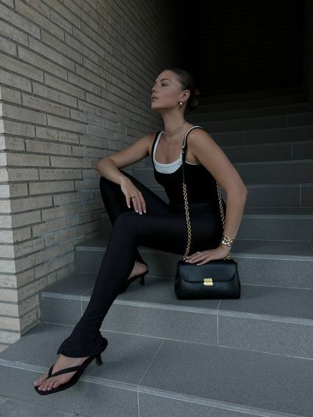 Miu Miu Nappa Shoulder Bag Black [оригінальна коробка] miu2494 фото