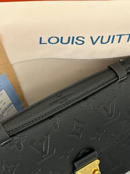 Louis Vuitton Pochette M&eacute;tis East West Bag Black наша бренд коробка pr7349 фото