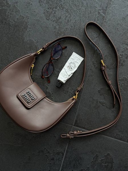 Miu Miu Leather Hobo Bag Brow оригинальна коробка] miu2589 фото