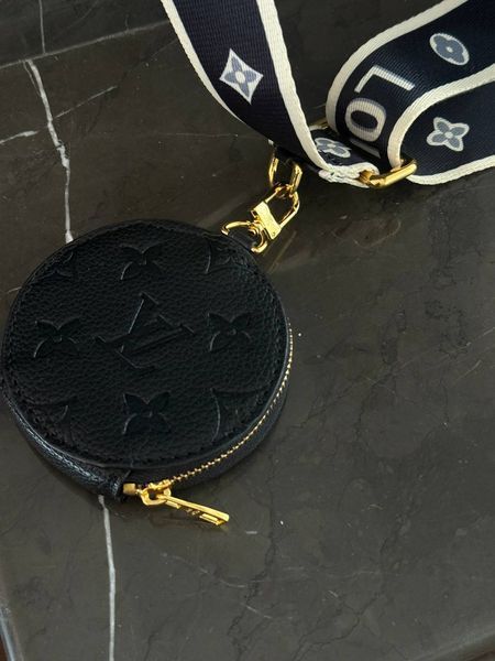 Louis Vuitton OnTheGo PM handbag in black Monogram Empreinte leather Коробка магніт lv1035 фото