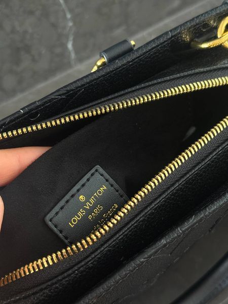 Louis Vuitton OnTheGo PM handbag in black Monogram Empreinte leather Коробка магніт lv1035 фото