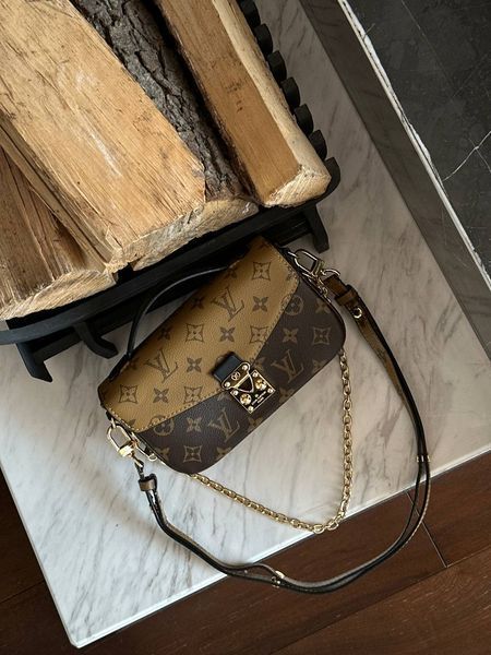 Louis Vuitton Pochette M&eacute;tis East West Bag Brown/Beige Магнітна коробка pr7345 фото