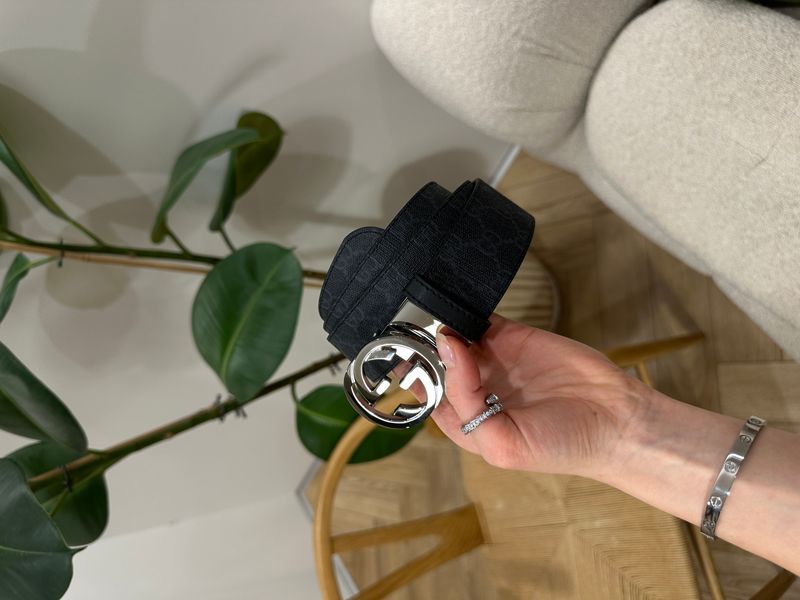 Gucci Belt with Interlocking G Buckle &mdash; шкіряний ремінь у сірій канві (Grey Canvas / Silver) 6616854 фото