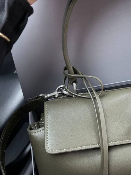 Balenciaga Rodeo Olive/Gold Medium B2111 фото