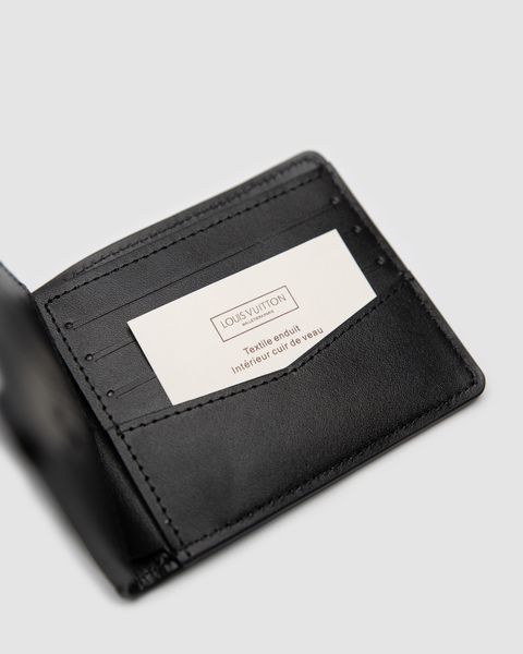 Міні гаманець Louis Vuitton Brazza Aerogram Black &mdash; шкіряний, з фірмовим логотипом 881721 фото