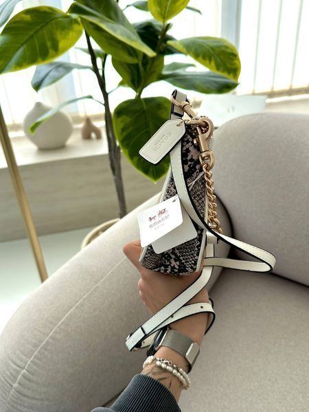 Coach Coach Teri Shoulder Bag In Signature Canvas Snake/Beige [крафтова брендована коробка] pr97048 фото