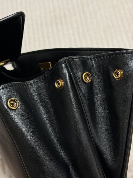 Balenciaga Rodeo Black/Gold Medium B2110 фото