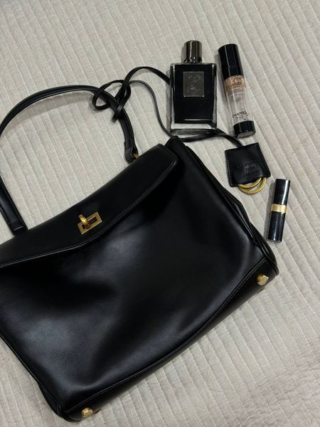 Balenciaga Rodeo Black/Gold Medium B2110 фото