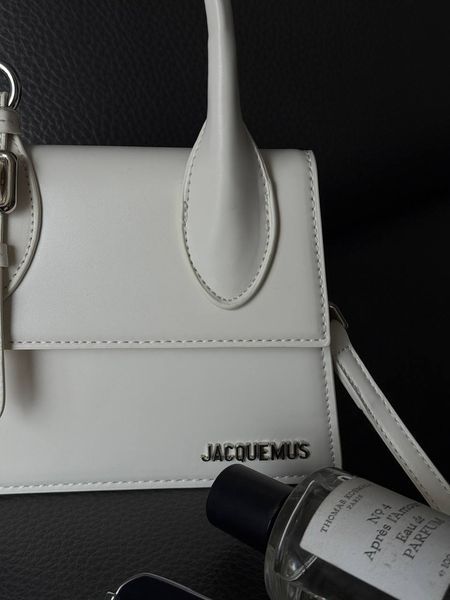 Jacquemus Le Chiquito Moyen Boucle White pr1021 фото