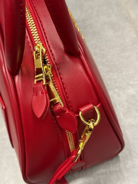 Miu Miu Wander Red[Ориг Коробка] miu2046 фото