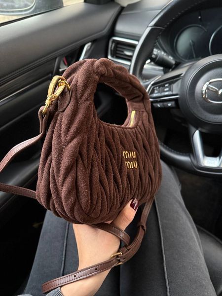 Miu Miu Wander Small matelass&eacute; suede shoulder bag [оригінальна коробка] miu2487 фото