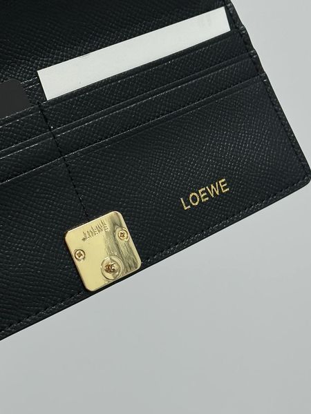 Жіночий гаманець Loewe Anagram Continental із зернистої телячої шкіри, з металевим логотипом 88179 фото