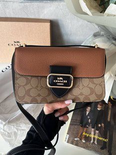 Coach Morgan Shoulder Bag Medium pr2089 фото