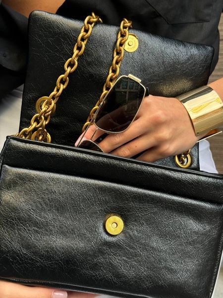 Balenciaga Monaco Mini Chain Bag Black/Gold B1200 фото