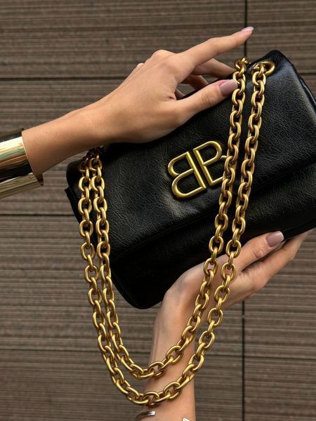 Balenciaga Monaco Mini Chain Bag Black/Gold B1200 фото