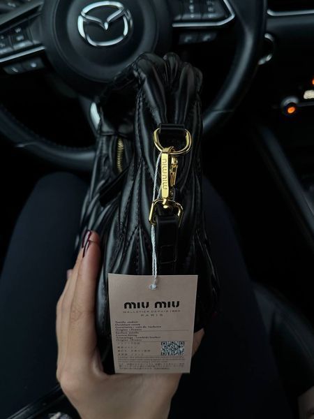 Miu Miu Wander Matelass&eacute; Nappa Leather Mini Hobo Bag Black [оригінальна брендована коробка] pr208 фото