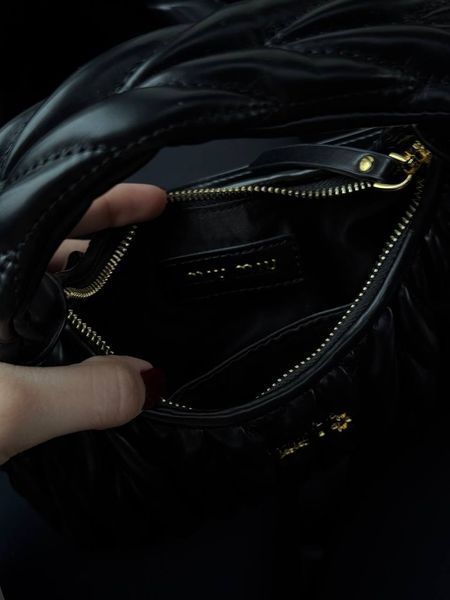 Miu Miu Wander Matelass&eacute; Nappa Leather Mini Hobo Bag Black [оригінальна брендована коробка] pr208 фото