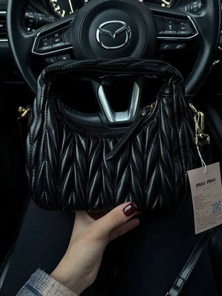 Miu Miu Wander Matelass&eacute; Nappa Leather Mini Hobo Bag Black [оригінальна брендована коробка] pr208 фото
