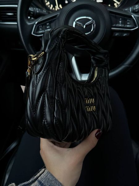 Miu Miu Wander Matelass&eacute; Nappa Leather Mini Hobo Bag Black [оригінальна брендована коробка] pr208 фото