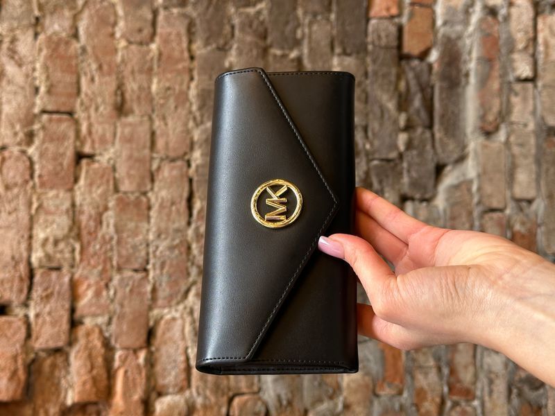 Жіночий гаманець Michael Kors Large Wallet із гладкої шкіри в чорному кольорі 8818010 фото