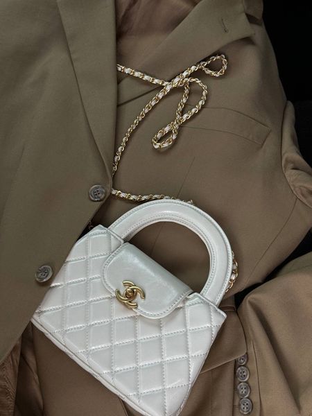 Chanel Kelly Bag Shiny Aged Calfskin Milk& Gold Hardware Коробка магніт + Захисна коробка pr9900 фото