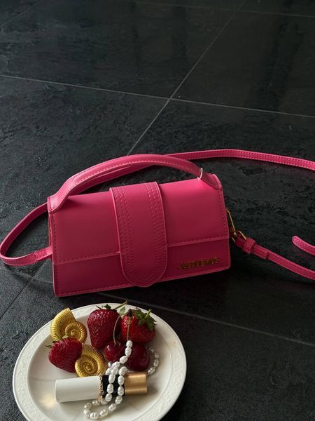 Jacquemus Le Bambino Handbag With Adjustable Crossbody Pink pr1899 фото