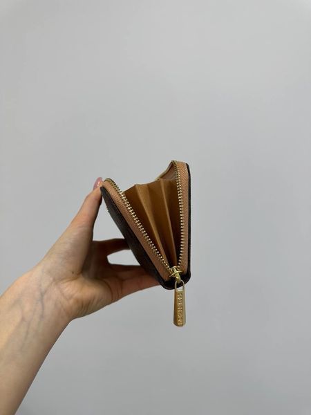 Жіночий гаманець Michael Kors Large Wallet Zip у фірмовій коричневій канві з застібкою-блискавкою 8818102 фото