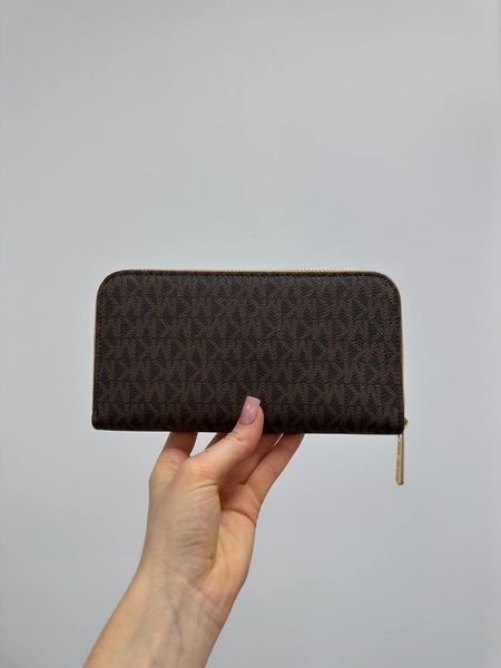 Жіночий гаманець Michael Kors Large Wallet Zip у фірмовій коричневій канві з застібкою-блискавкою 8818102 фото