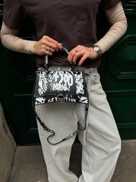 Balenciaga Hourglass Handbag Small in Crocodile Embossed Calfsk Black/White pr1050 фото